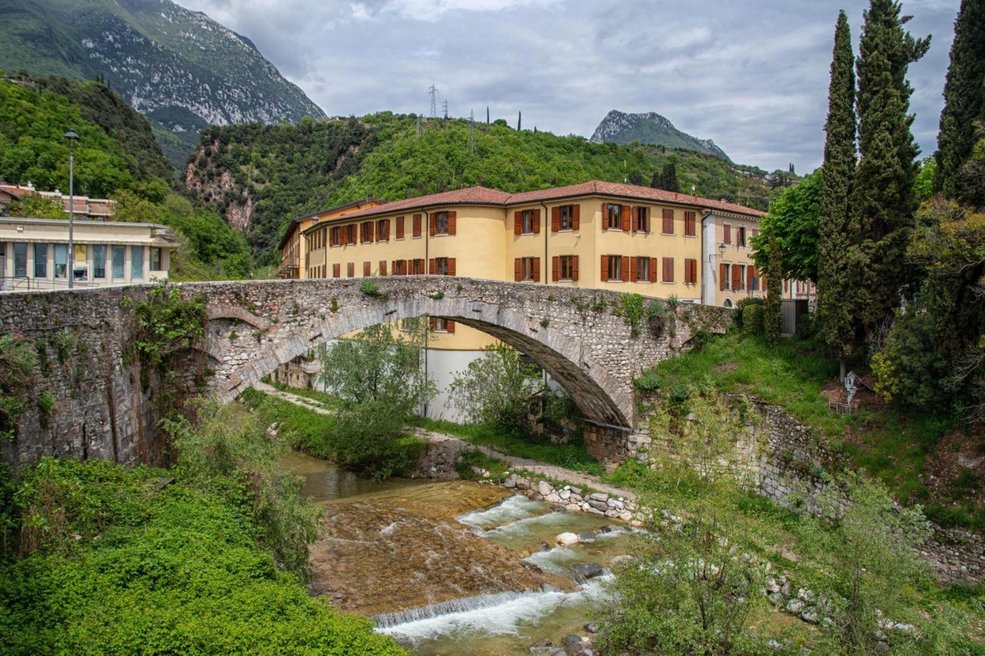 Casa Angela With View On Garda Lake Toscolano Maderno Bagian luar foto